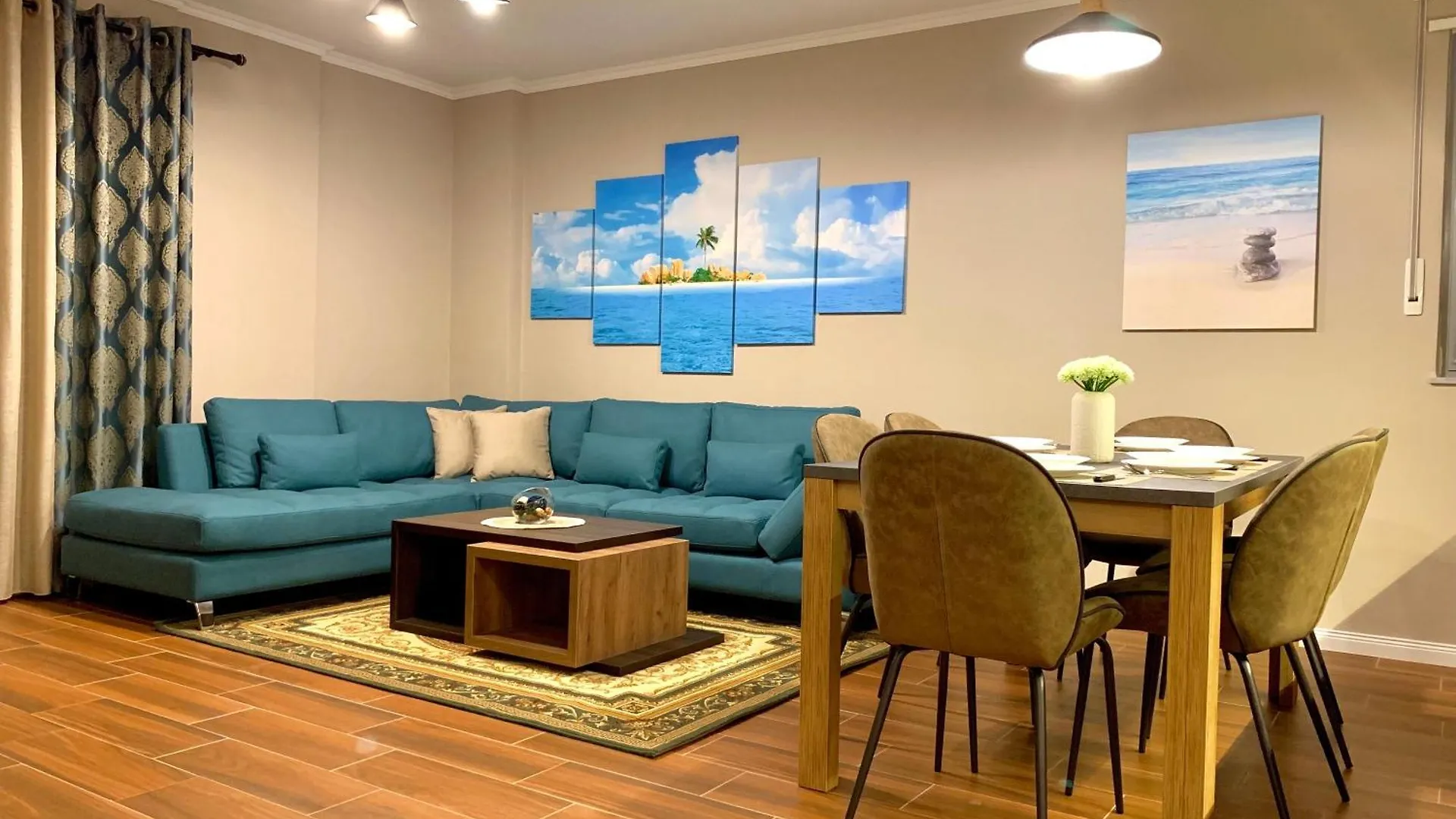 Eka Luxury Apartments Durres 0*,  Albania